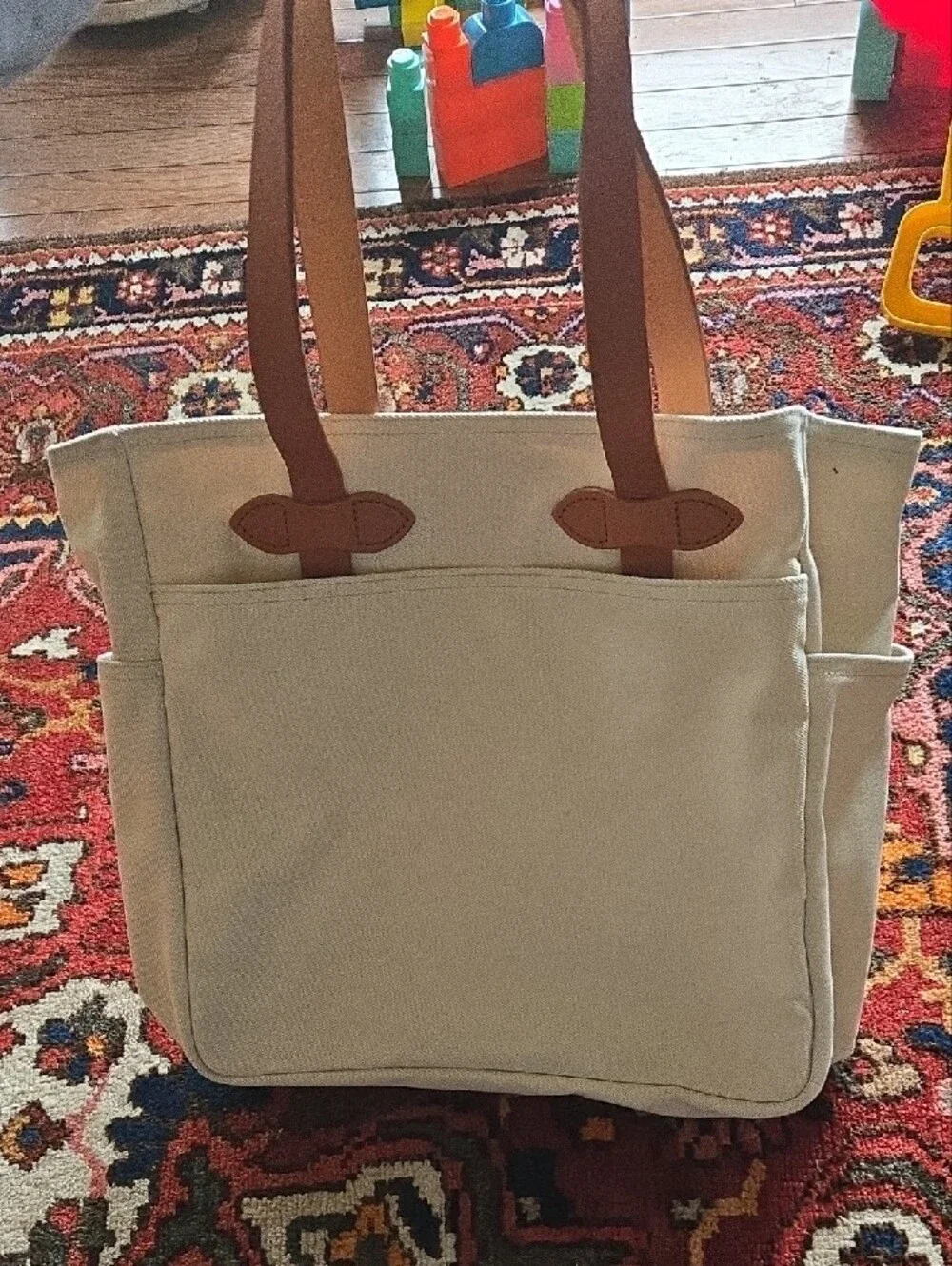 NWT Filson Cream Canvas Tote with Tan Leather Handles - Picture 3 of 6
